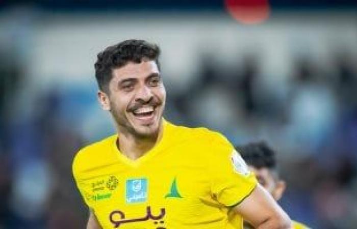 محمد شريف هداف الخليج السعودى يحتفل اليوم بعيد ميلاده الـ"29"