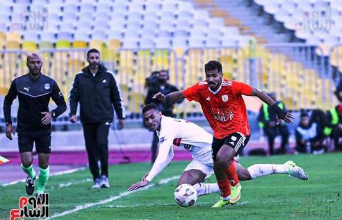 الزمالك يتقدم على فاركو بالهدف الأول من نيران صديقة.. صور