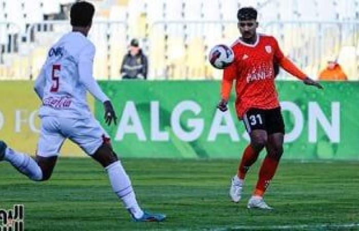 الزمالك يهزم فاركو بهدف "عكسى" فى مباراة البطاقات الصفراء والحمراء.. فيديو