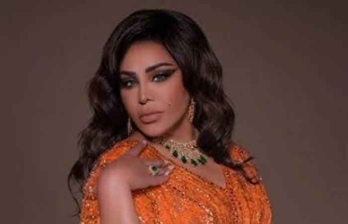 في عيد ميلادها، محطات بارزة في مشوار الفنانة أحلامالخميس 13/فبراير/2025 - 06:48 م
تحتفل الفنانة الإماراتية أحلام الشامسي اليوم ١٣ فبراير بعيد ميلادها، وأحلام واحدة من أبرز وأشهر الفنانات في الوطن العربي وقدمت مسيرة فنية حافلة بالنجاحات والإنجازات التي جعلتها واحدة من أبرز الأصوات في العالم العربي. ولدت أحلام في البحرين في ١٣ فبراير عام ١٩٦٩ لأسرة مكونة من أب إماراتي وأم من البحرين،