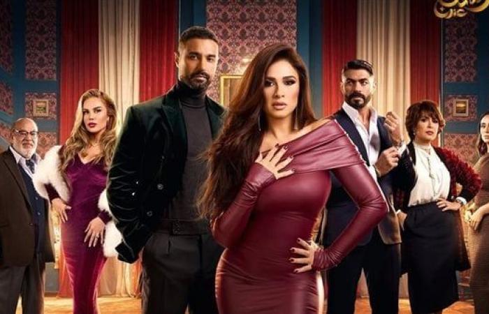 دراما رمضان 2025، قنوات عرض مسلسل وتقابل حبيب لـ ياسمين عبدالعزيزالجمعة 14/فبراير/2025 - 09:00 م
دراما رمضان 2025 ، يشارك مسلسل "وتقابل حبيب" بطولة النجمة ياسمين عبد العزيز في موسم دراما رمضان المقبل، حيث تعود به "ياسمين" بعد أن غابت عن الموسم الماضي، وكانت آخر أعمالها الرمضانية مسلسل "ضرب نار" عام 2023. وومن المقرر عرض مسلسل وتقابل حبيب لـ ياسمين عبدالعزيز في رمضان 2025، من خلال قنوات