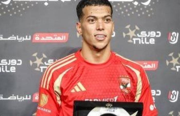 إمام عاشور رجل مباراة الأهلى والإسماعيلى فى الدورى