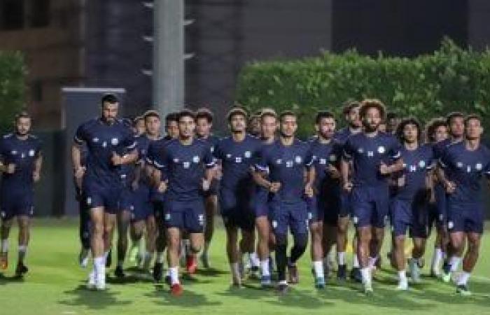 عبدالظاهر السقا يجتمع بلاعبى مودرن سبورت عقب توليه منصب المدير الرياضي