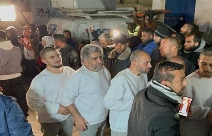 فتح: نتنياهو حاول تدمير هدنة غزة بكل الطرق وصمود الفلسطينيين أفشل مخططاتهالخميس 27/فبراير/2025 - 10:07 م
قال زيد تيم أمين سر حركة فتح في هولندا، إنّ رئيس وزراء الاحتلال الإسرائيلي بنيامين نتنياهو حاول تدمير هدنة غزة بكل الطرق، لكن صمود الشعب الفلسطيني أفشل مخططاته.