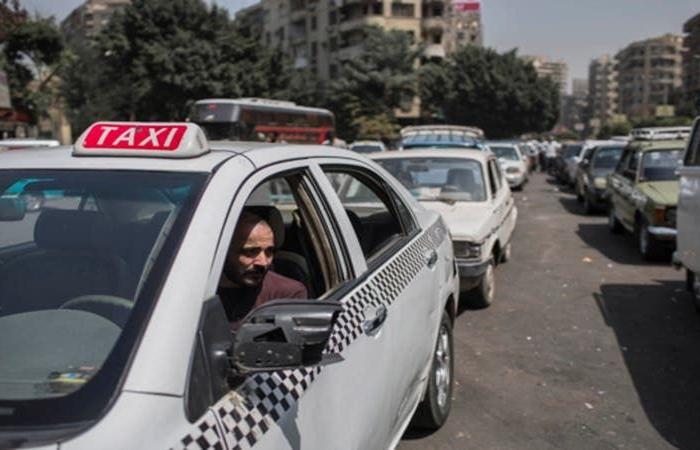 مشاكل أوبر لا تنتهي.. سائق "يعتدي بالضرب على فتاة" في القاهرة الجديدة