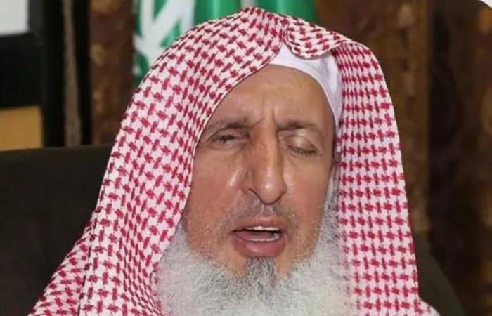 مفتي المملكة يهنئ القيادة والمسلمين بحلول شهر رمضان