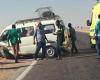 بالأسماء.. إصابة 14 شخصا في تصادم سيارتين على صحراوي المنيا