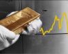 ماذا يحدث فى مؤشر أسعار الذهب بالبورصة المصرية (تحديث لحظى)الإثنين 22/أبريل/2024 - 08:05 م
مؤشر الذهب ، هبط مؤشر أسعار الذهب في البورصة المصرية اليوم الإثنين 22 أبريل 2024 ، حيث سجل جــرام الذهب ، عيار 24 نحو 3462 جنيها للعرض، وسجل جرام الذهب عيار 24 نحو 3556 جنيهات للطلب .